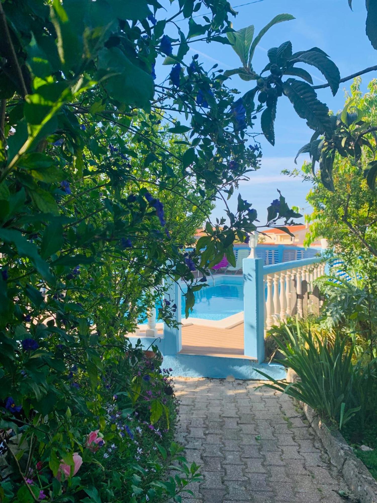Fatima Belavista & Pool Hotel Bagian luar foto